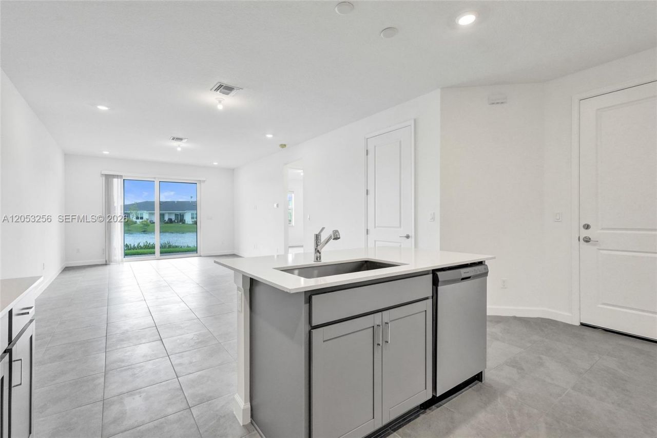 3783 Harborside Ave , Fort Pierce, FL 34946 Photo