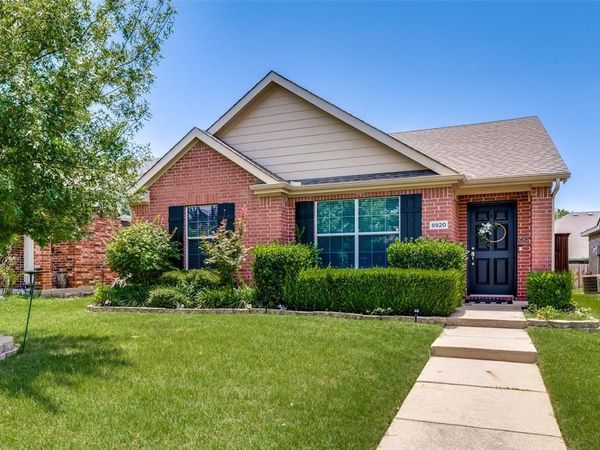 8920 Stewart Street, Cross Roads, TX 76227
