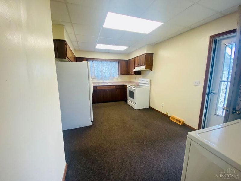 284 S Howard Street, Sabina, OH 45169 Photo 15