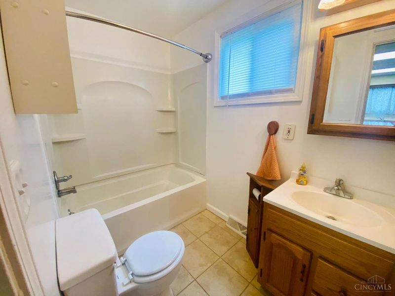 284 S Howard Street, Sabina, OH 45169 Photo 20