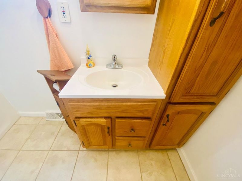 284 S Howard Street, Sabina, OH 45169 Photo 23