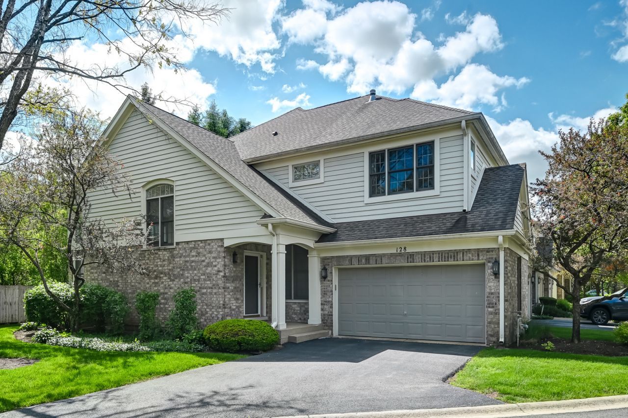 128 Fairway Drive , La Grange, IL 60525