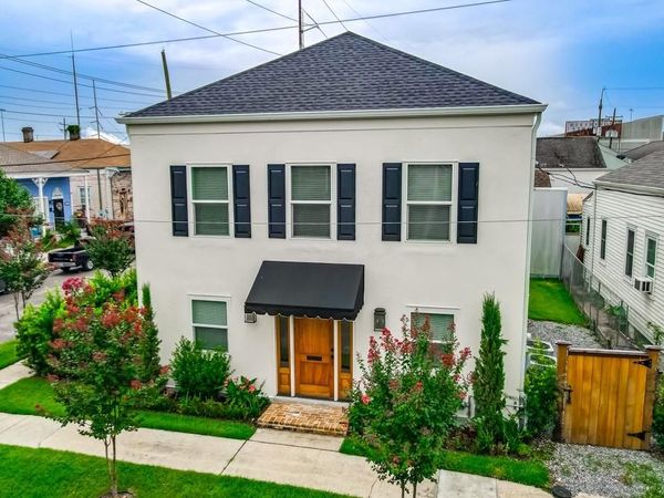 4300 ANNUNCIATION Street , New Orleans, LA 70115