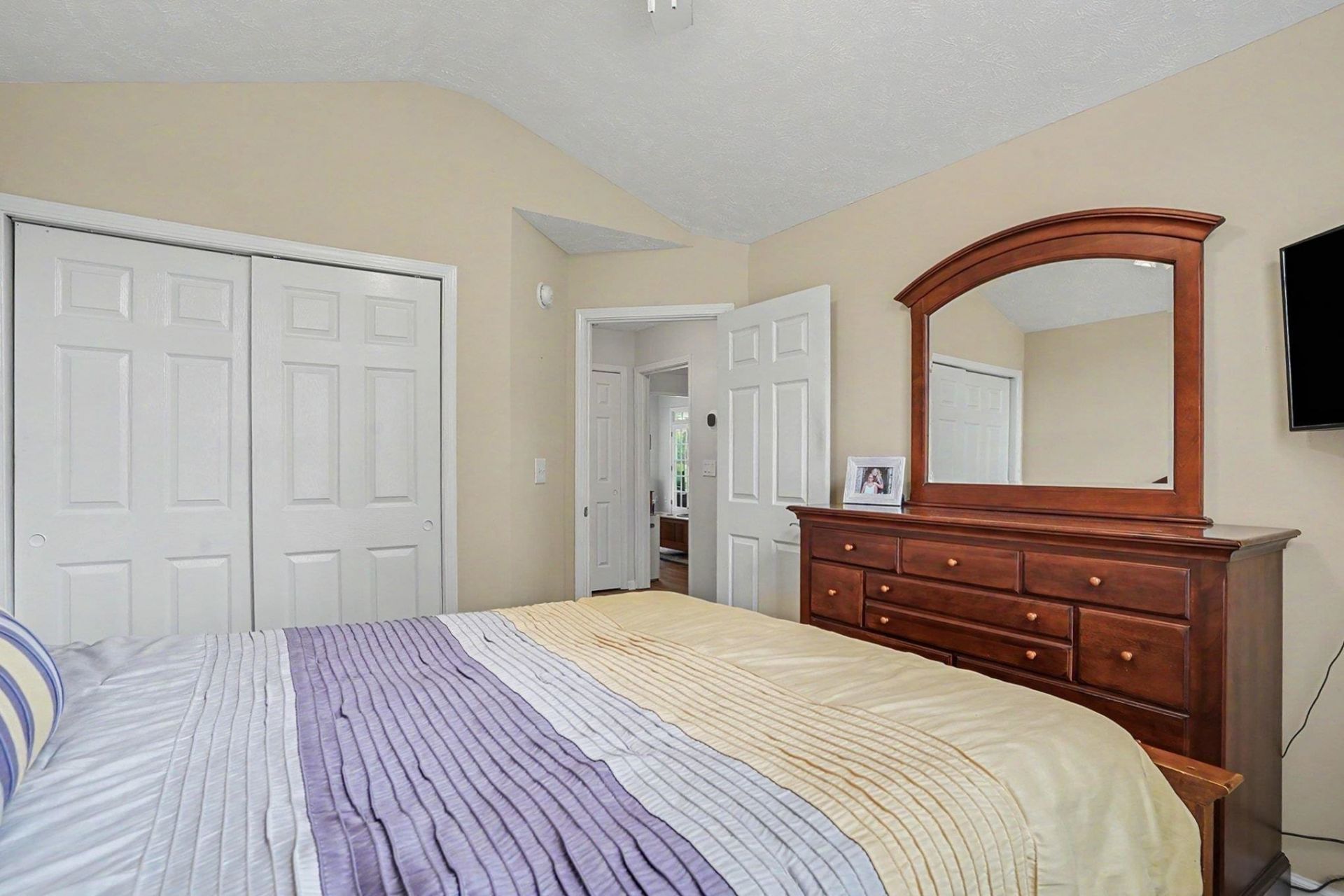 555 Wild Flower Trail Photo 25