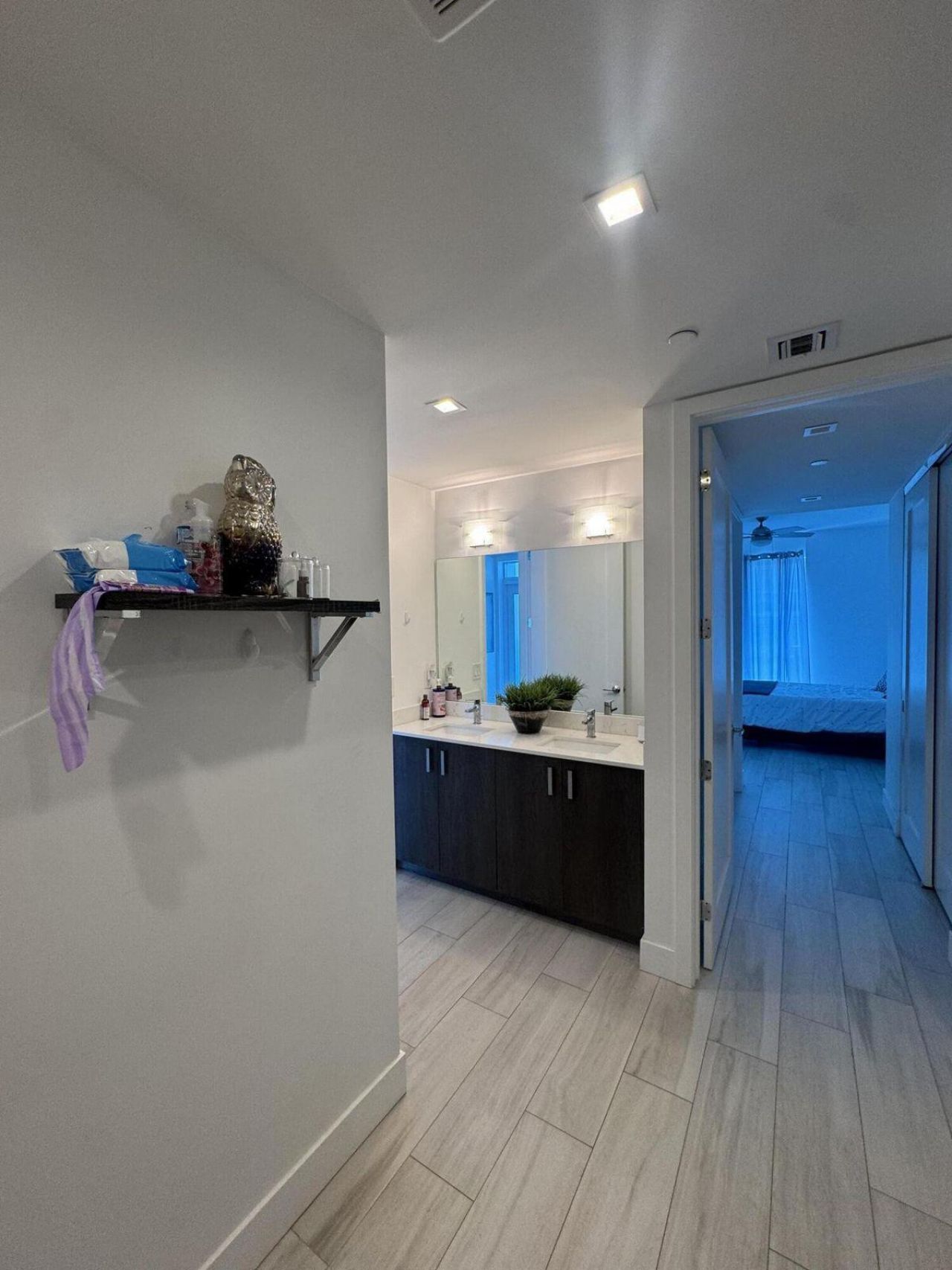 1 S Palmway, Unit 204, Lake Worth Beach, FL 33460 Photo