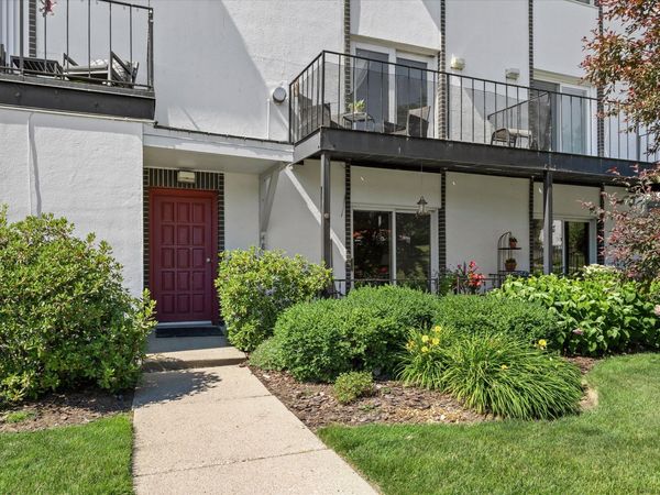 4817 5th Ave, Unit 8, Kenosha, WI 53140