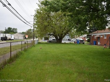 5910 N WAVERLY Street , Dearborn Heights, MI 48127