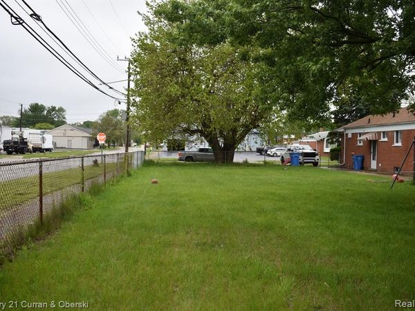 5910 N WAVERLY Street , Dearborn Heights, MI 48127