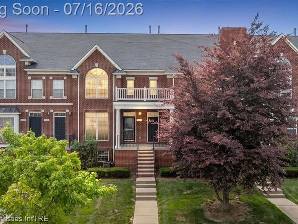 1422 Raliegh Place, Troy, MI 48084