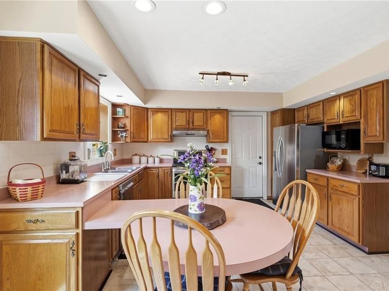 2650 Coppersmith Avenue, Butler Township, OH 45414 Photo 13