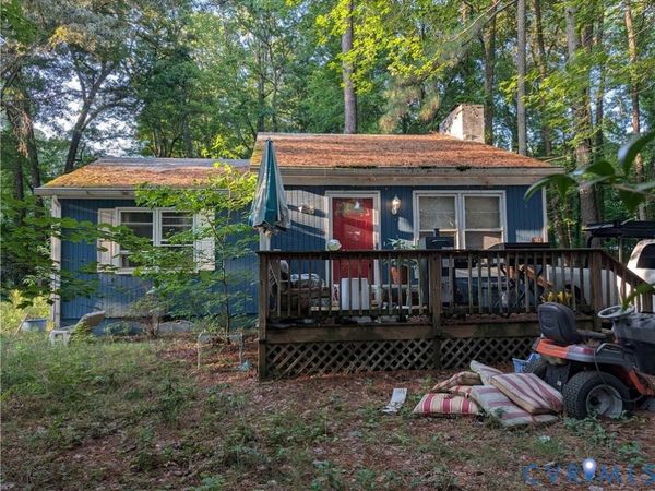 183 Greenway Drive , Hartfield, VA 23071
