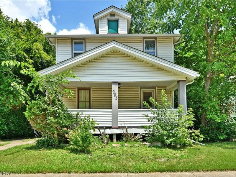 995 Glenwood Street NE, Warren, OH 44483 Photo 1