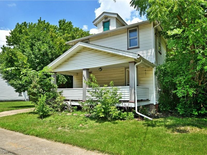 995 Glenwood Street NE, Warren, OH 44483 Photo 3