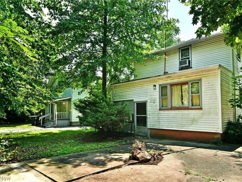995 Glenwood Street NE, Warren, OH 44483 Photo 5