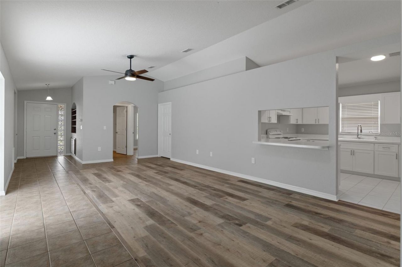 10370 Sandlor Street , Spring Hill, FL 34608 Photo