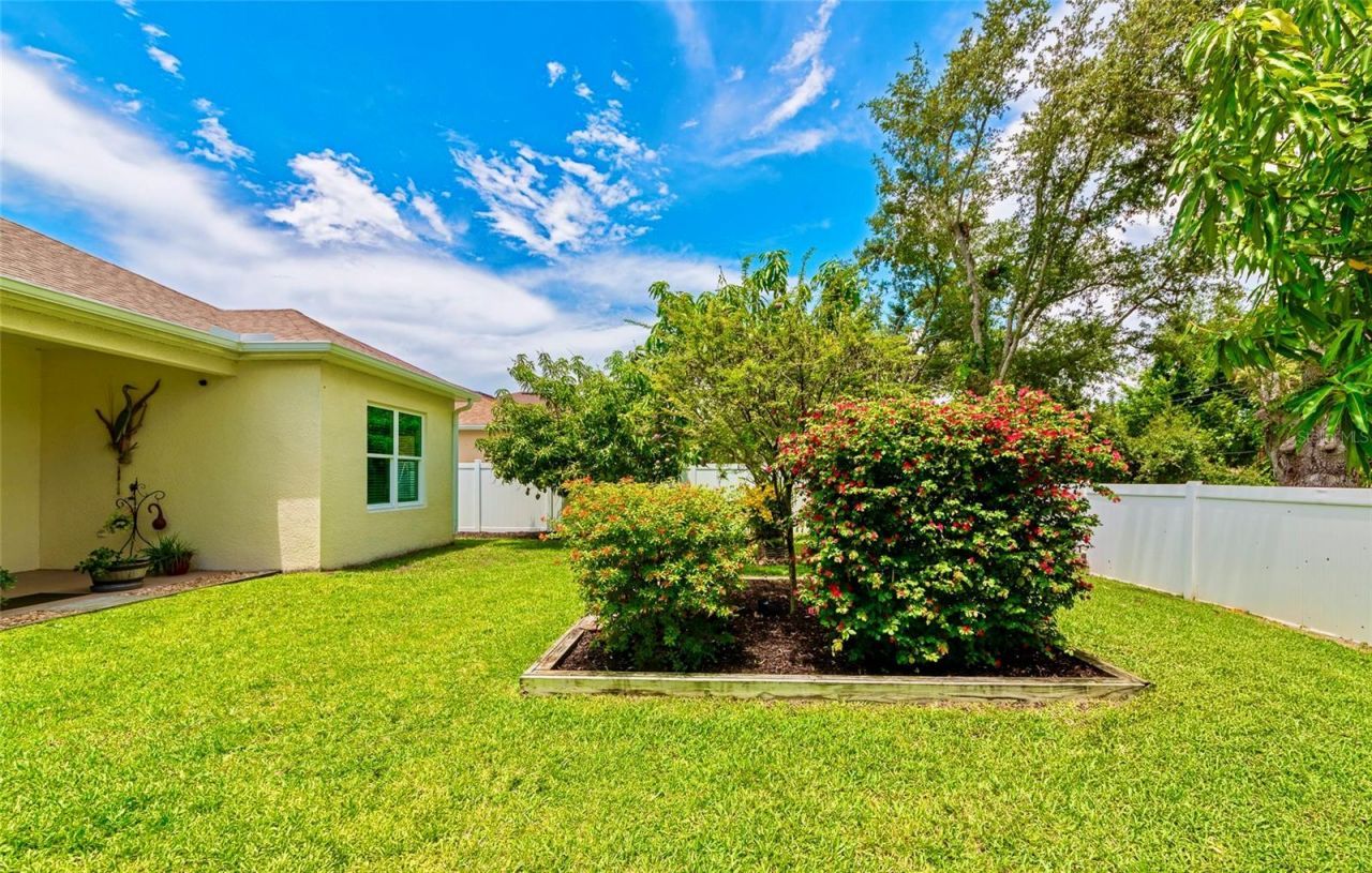 5720 43rd Court E, Bradenton, FL 34203 Photo