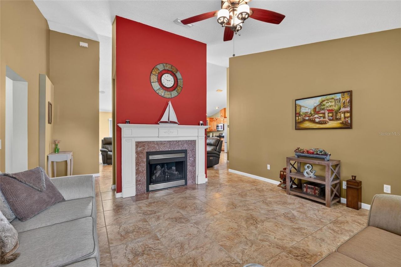 3830 Griffin View Drive, Lady Lake, FL 32159 Photo