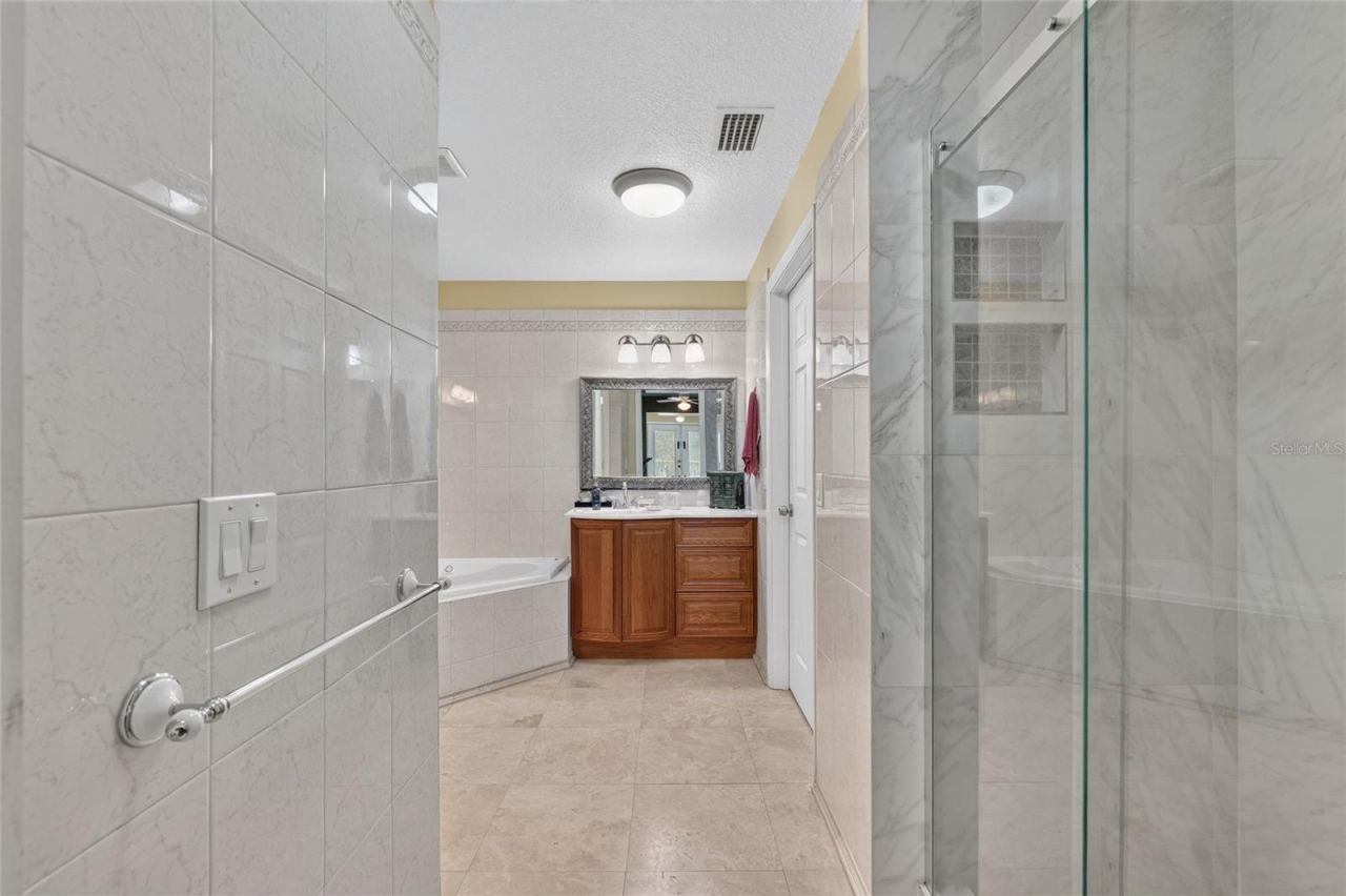 3830 Griffin View Drive, Lady Lake, FL 32159 Photo