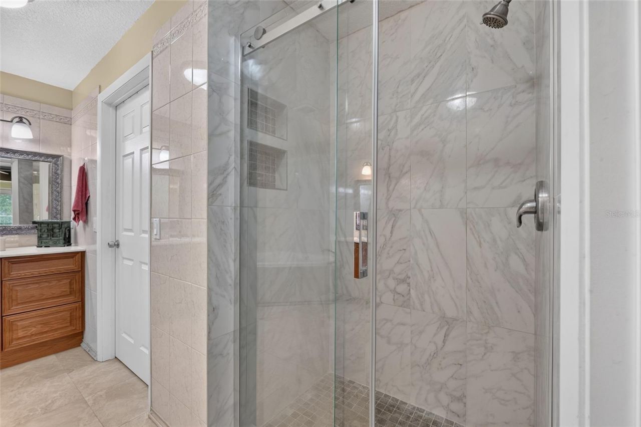 3830 Griffin View Drive, Lady Lake, FL 32159 Photo