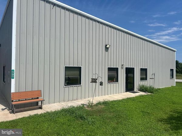 272 JAMES BURR BOULEVARD, KEARNEYSVILLE, WV 25430