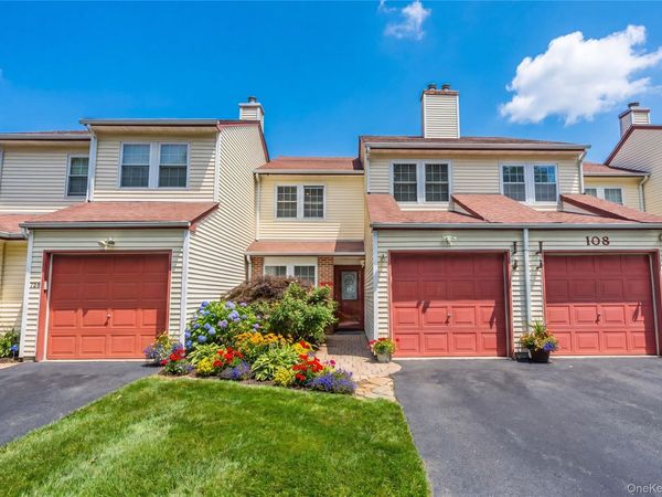 106 Strathmore Court Drive , Coram, NY 11727