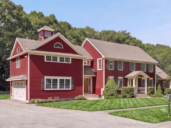 12 Merrifields St, Rowley, MA 01969