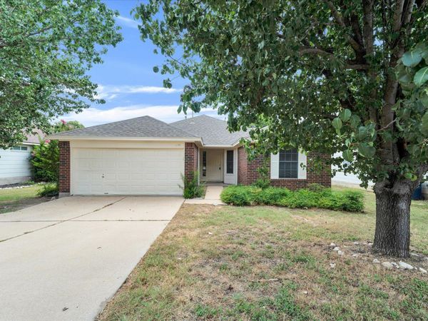1707 Primrose LN, Leander, TX 78641