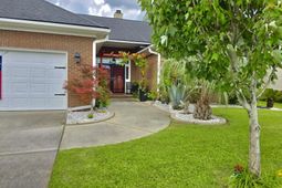 6114 Fieldstone Circle photo 4