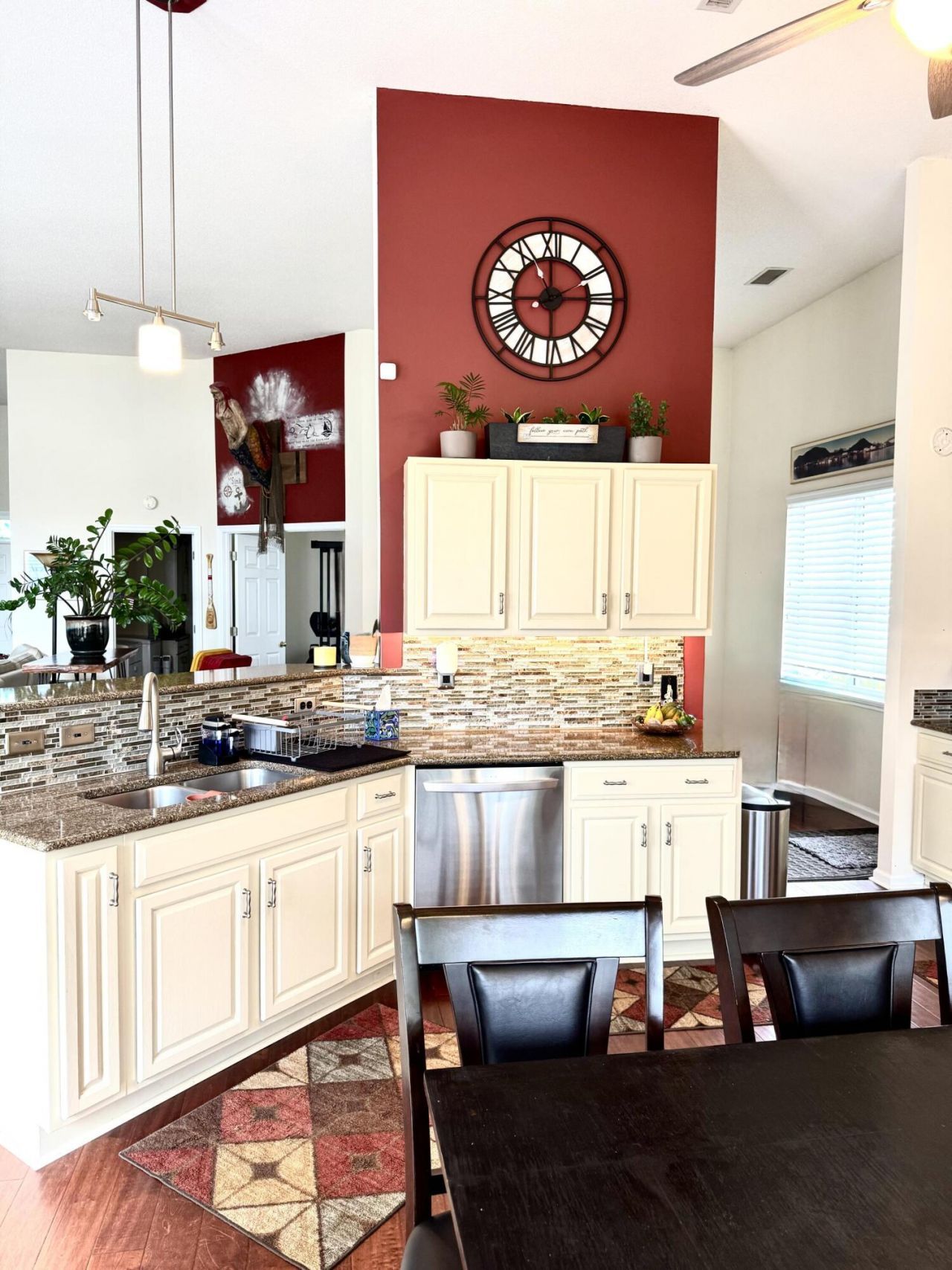6114 Fieldstone Circle Photo 7