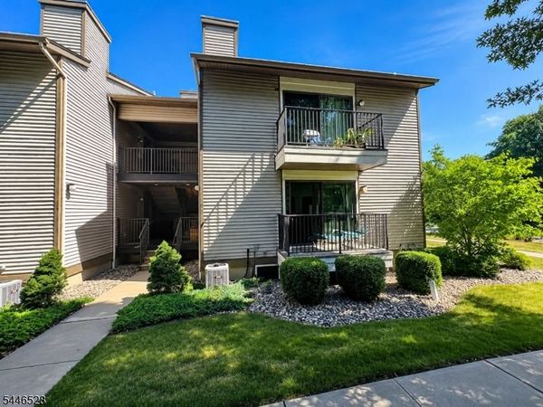 16 Sam Bonnell Dr, Union, NJ 08809