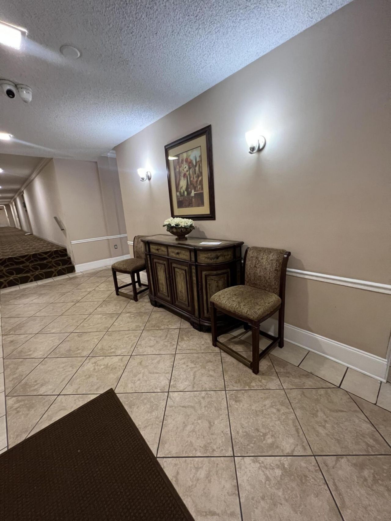 480 Executive Center Drive, Unit 2d, West Palm Beach, FL 33401 Photo