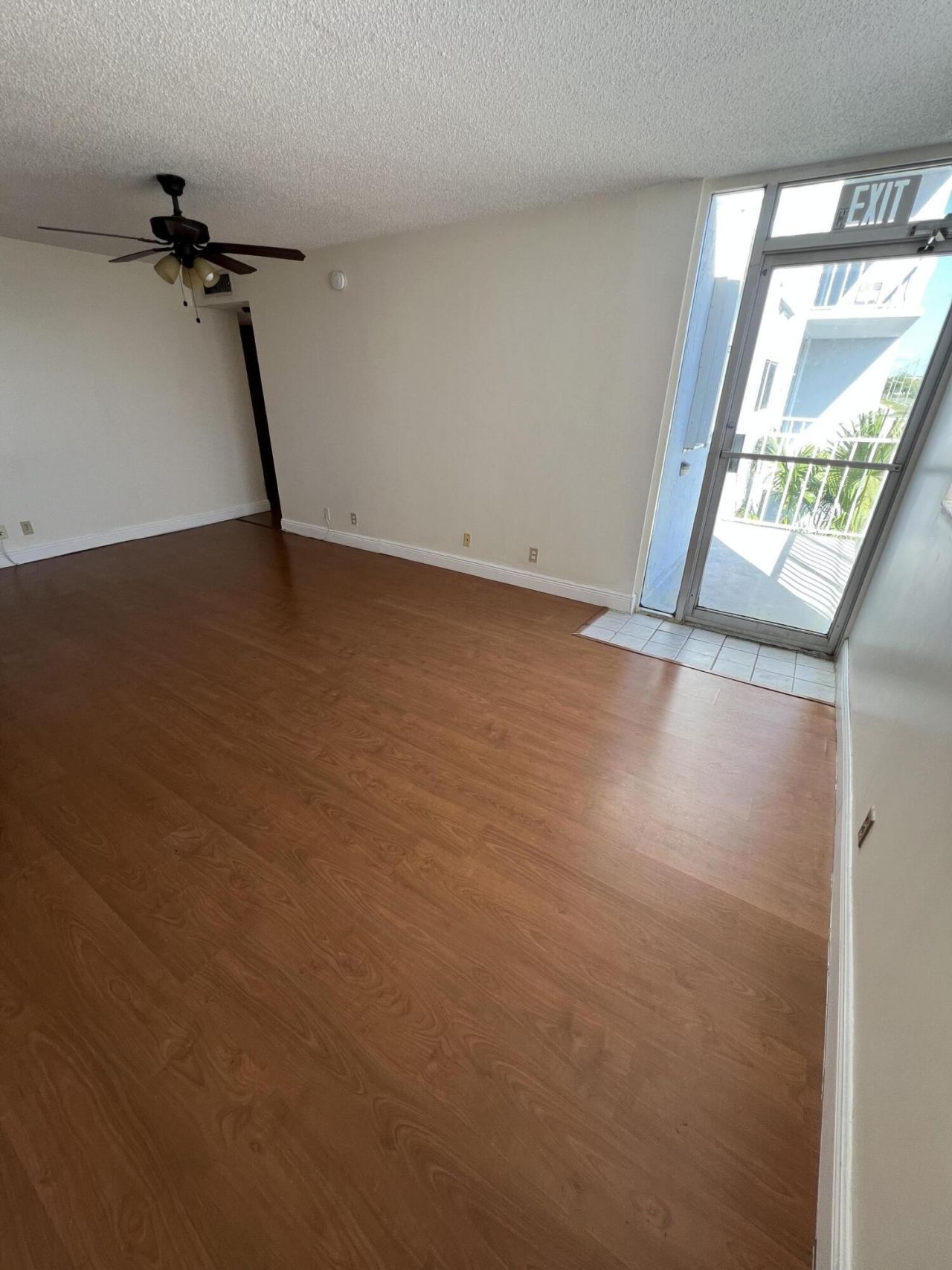 480 Executive Center Drive, Unit 2d, West Palm Beach, FL 33401 Photo