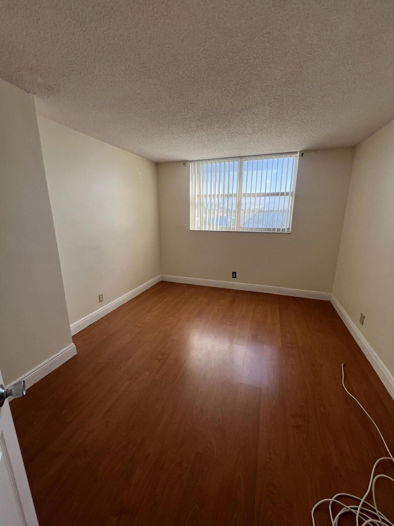480 Executive Center Drive, Unit 2d, West Palm Beach, FL 33401 Photo