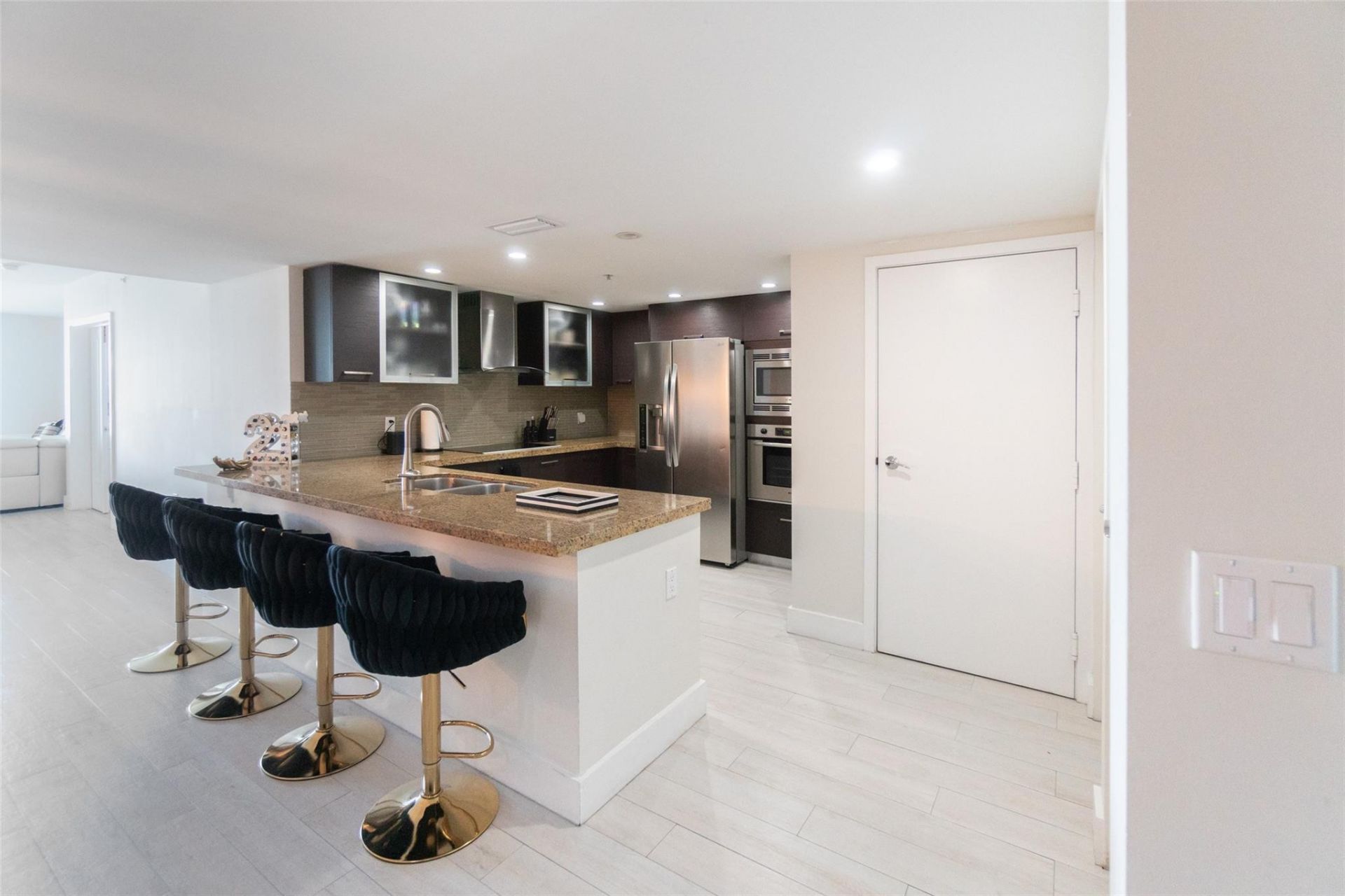 9400 W Bay Harbor Drive, Unit 503, Bay Harbor Islands, FL 33154 Photo