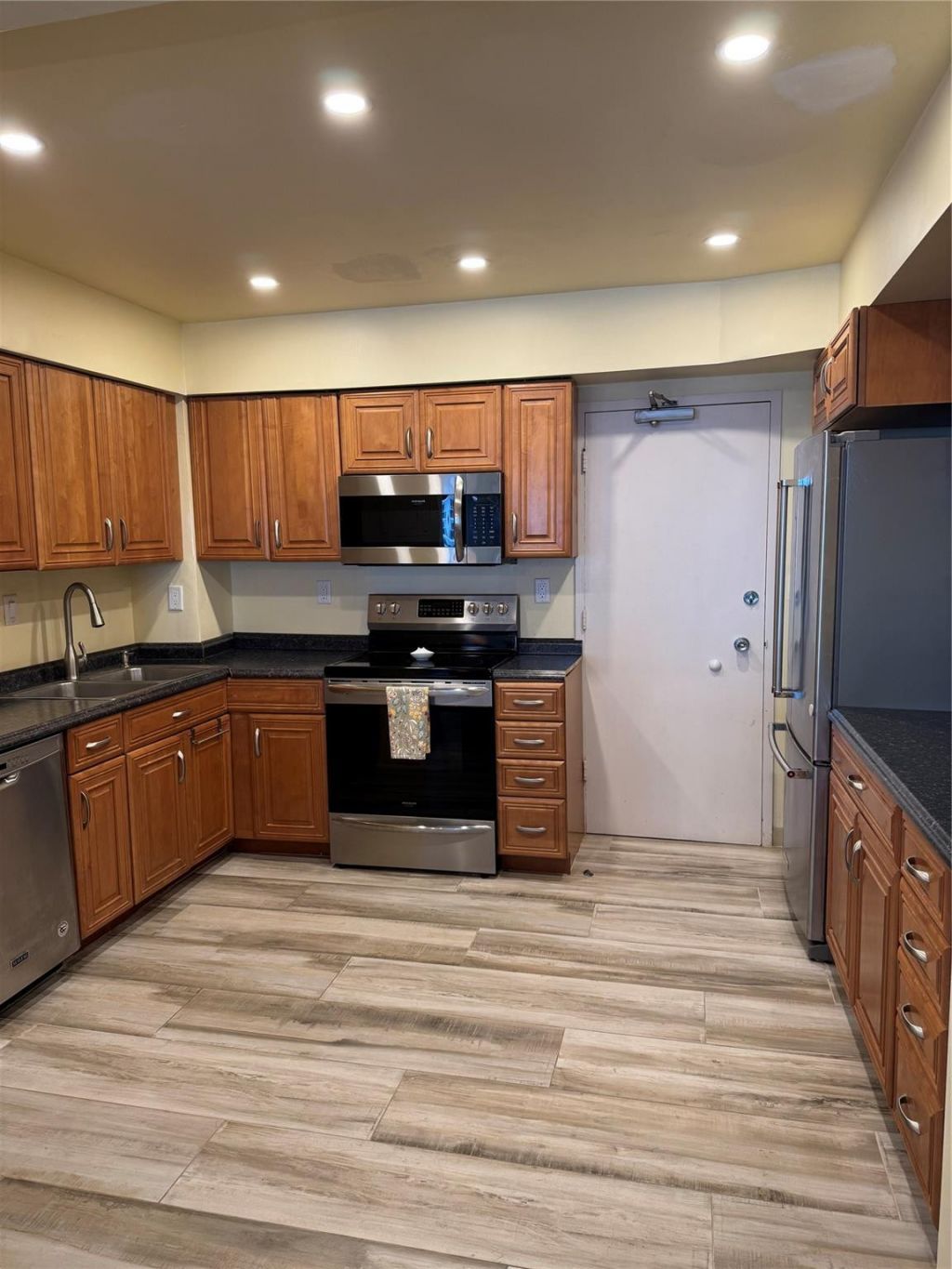 3550 Galt Ocean Drive, Unit 1803, Fort Lauderdale, FL 33308 Photo