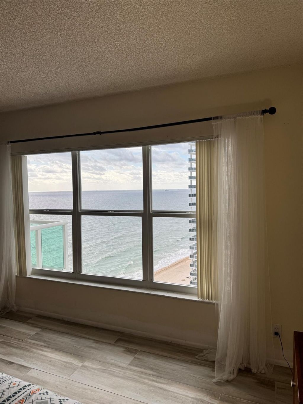 3550 Galt Ocean Drive, Unit 1803, Fort Lauderdale, FL 33308 Photo