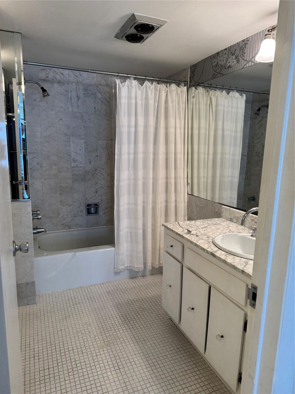 3550 Galt Ocean Drive, Unit 1803, Fort Lauderdale, FL 33308 Photo