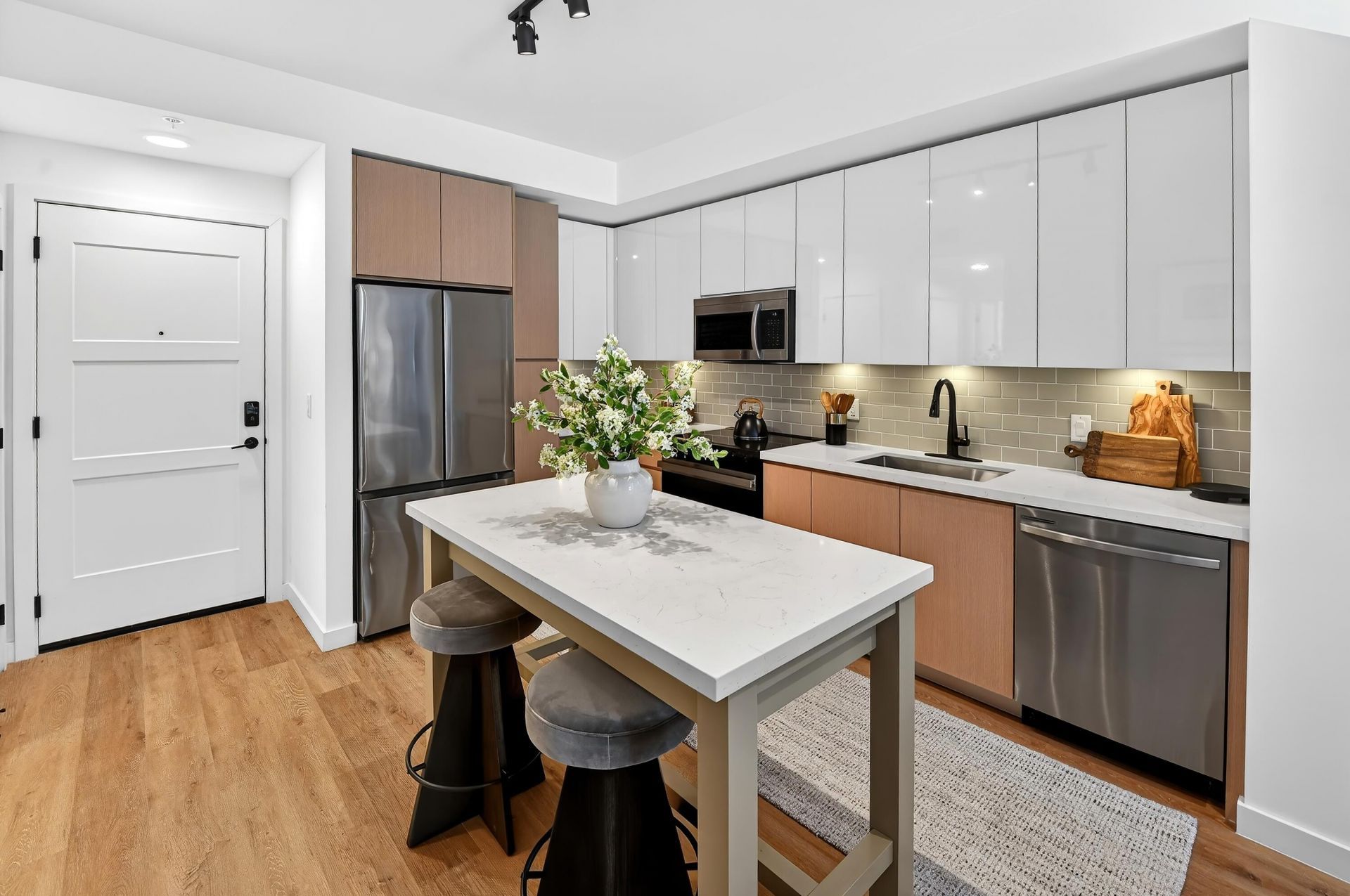 1650 NE 124th Street, Unit 203, North Miami, FL 33181 Photo