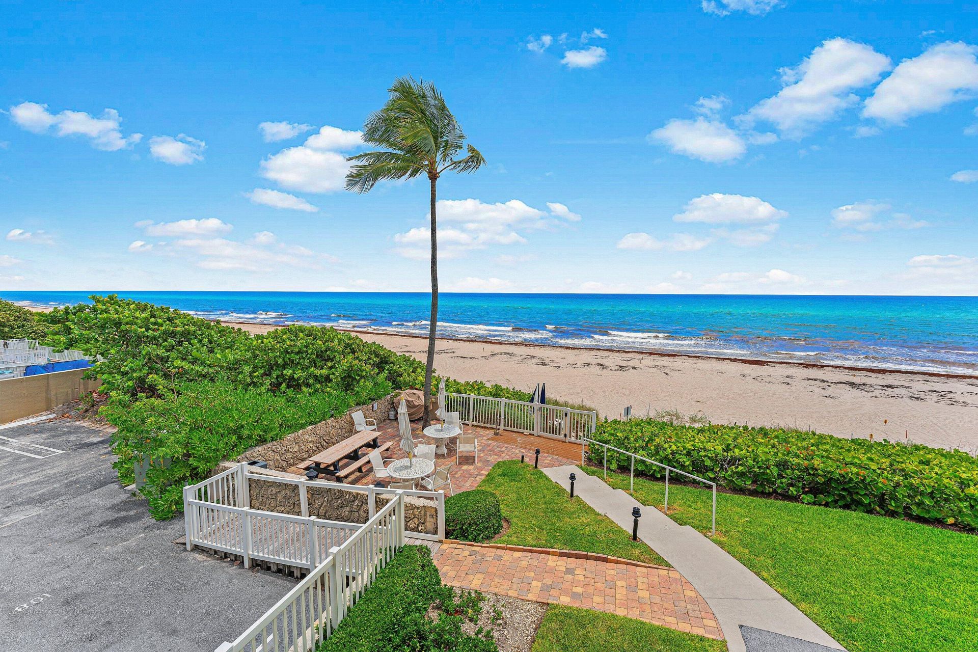 3851 N Ocean Boulevard N, Unit 403, Gulf Stream, FL 33483 Photo