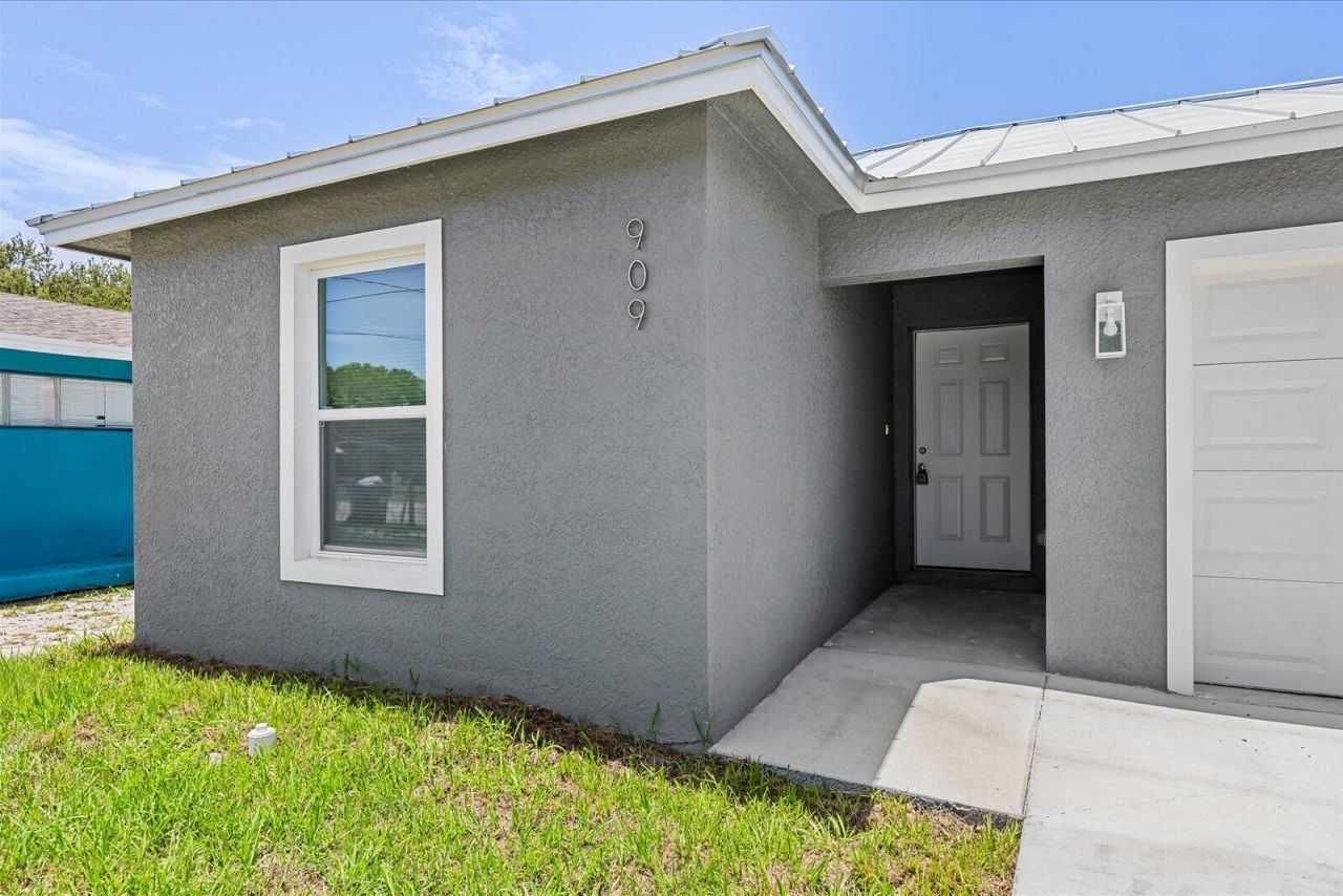 909 20th N, Fort Pierce, FL 34950 Photo