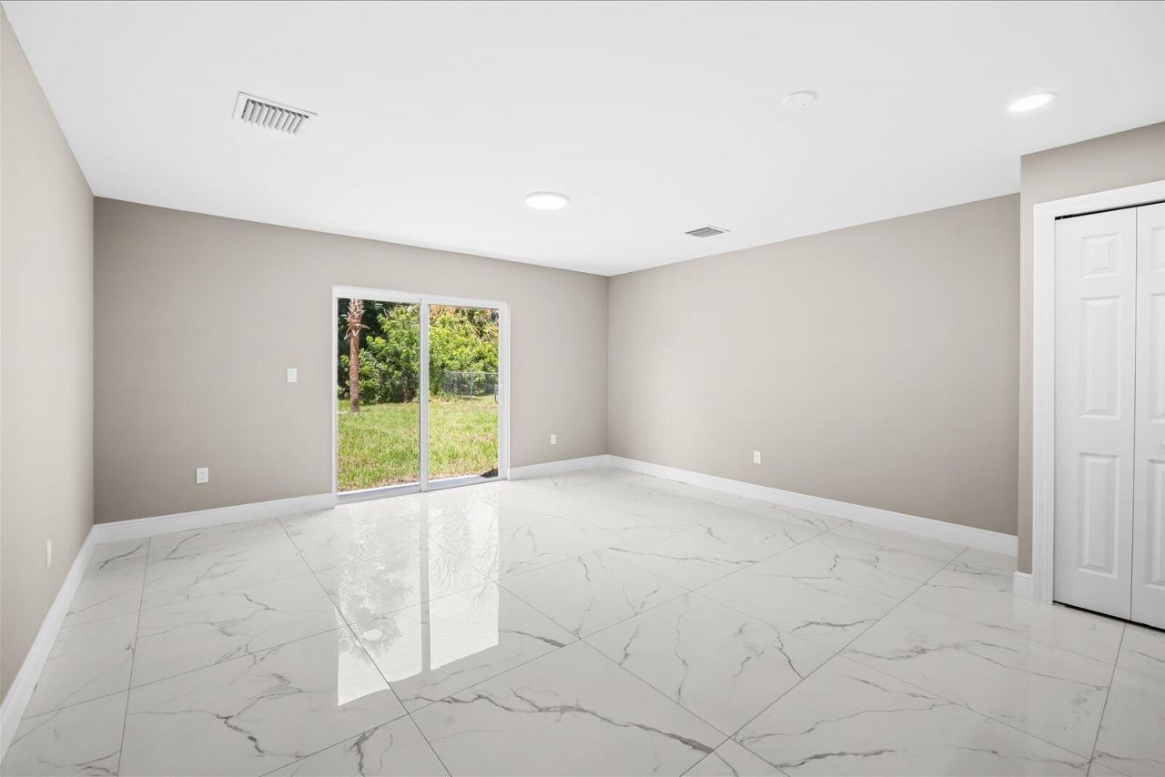 909 20th N, Fort Pierce, FL 34950 Photo