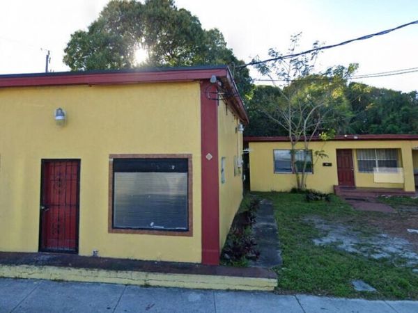 2733 President Barack Obama Highway, Riviera Beach, FL 00000