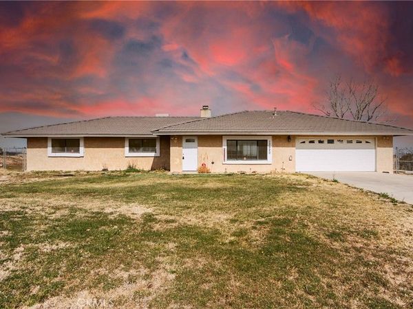 13920 Dos Palmas, Victorville, CA 92392