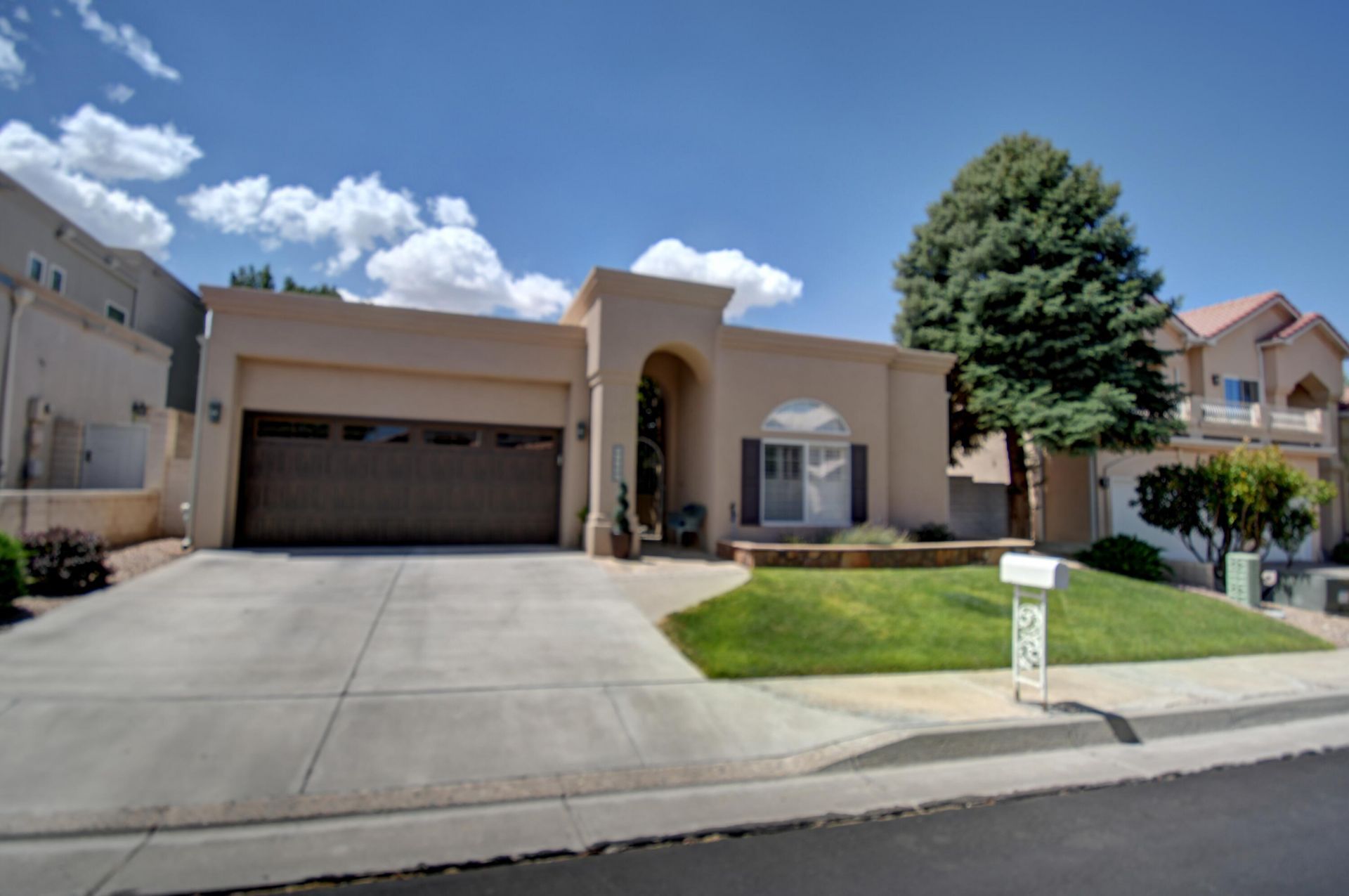 11132 Spyglass Hill Lane Ne, Albuquerque, NM 87111 Main Photo