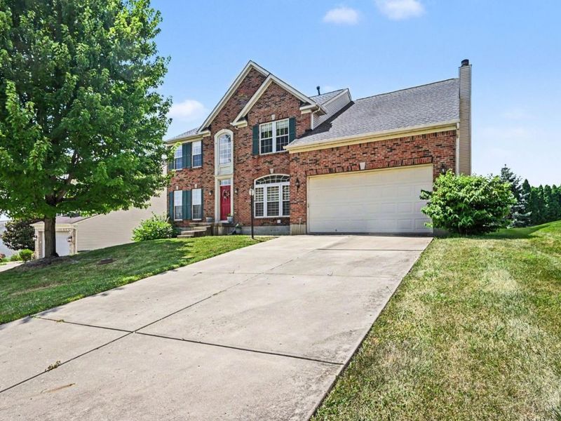 195 Brittony Woods Drive, Monroe, OH 45050 Photo 3