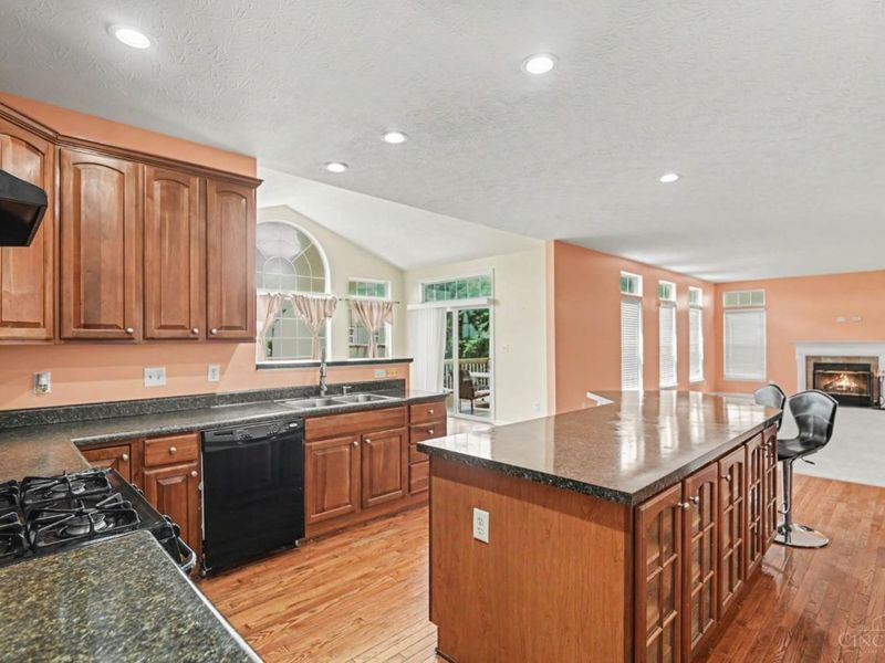 195 Brittony Woods Drive, Monroe, OH 45050 Photo 6