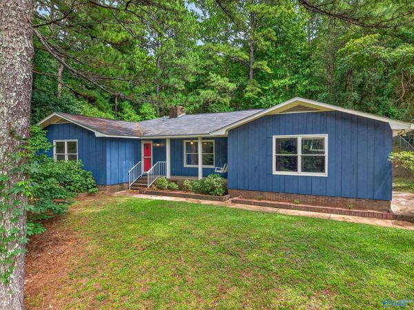 813 Sunshine Street, Oneonta, AL 35121