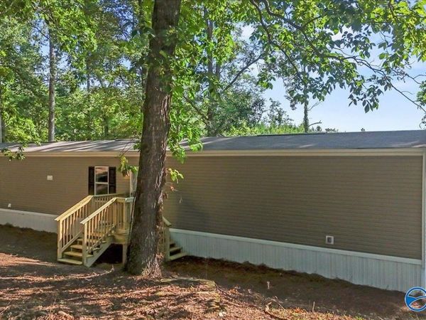 1296 County Road 1193, Vinemont, AL 35179