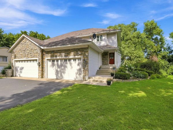 5546 Malibu Drive , Edina, MN 55436