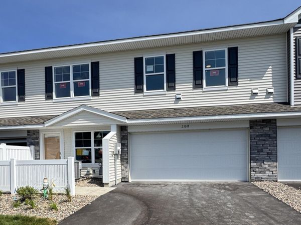 21617 Azalea Lane, Farmington, MN 55024
